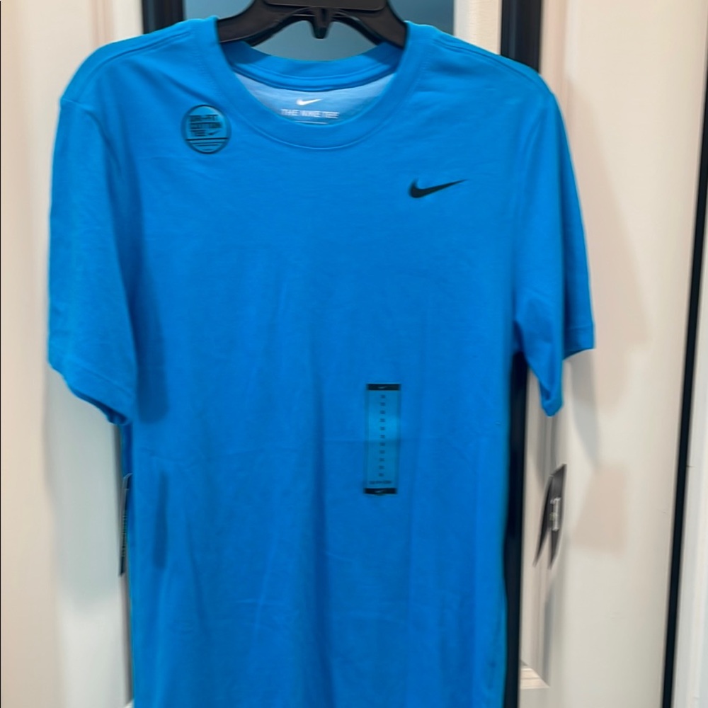 Nike Men's Blue T-Shirt